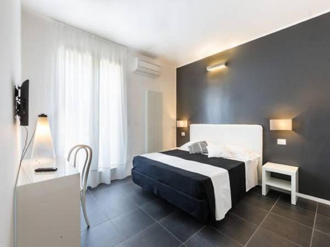 Residence Giardino Riccione Bagian luar foto