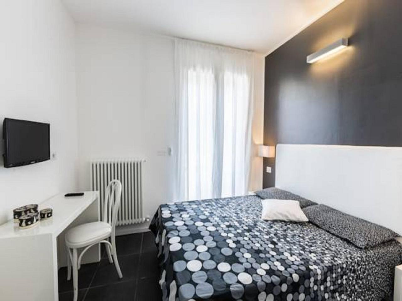 Residence Giardino Riccione Bagian luar foto
